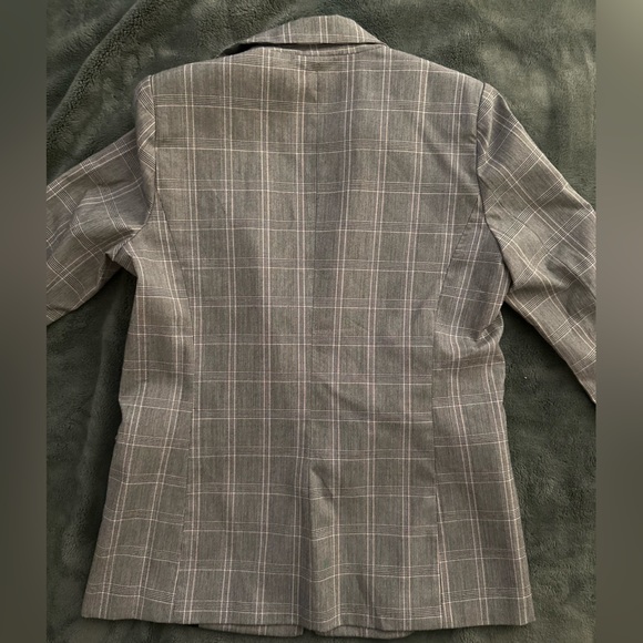 Le Chateau Plaid Blazer - Picture 2 of 7